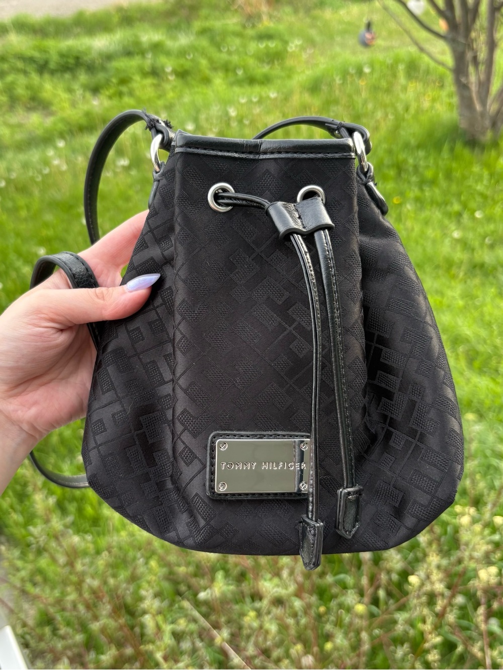 Tommy Hilfiger Black Bucket Bag